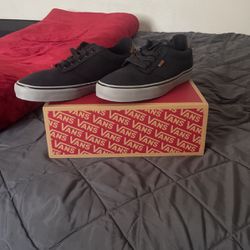 Atwood Deluxe Vans Size 11