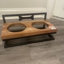 Puppy Feeder