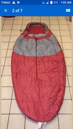 SLEEPING BAGS ADULT AND KIDS. READ DETAILS