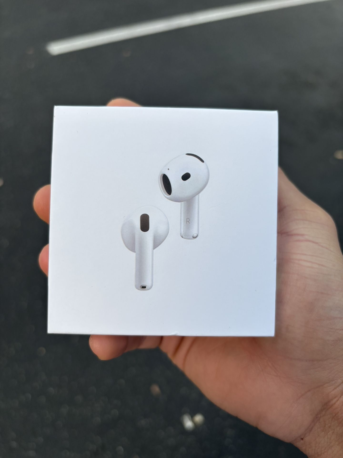 AirPods 4th gen