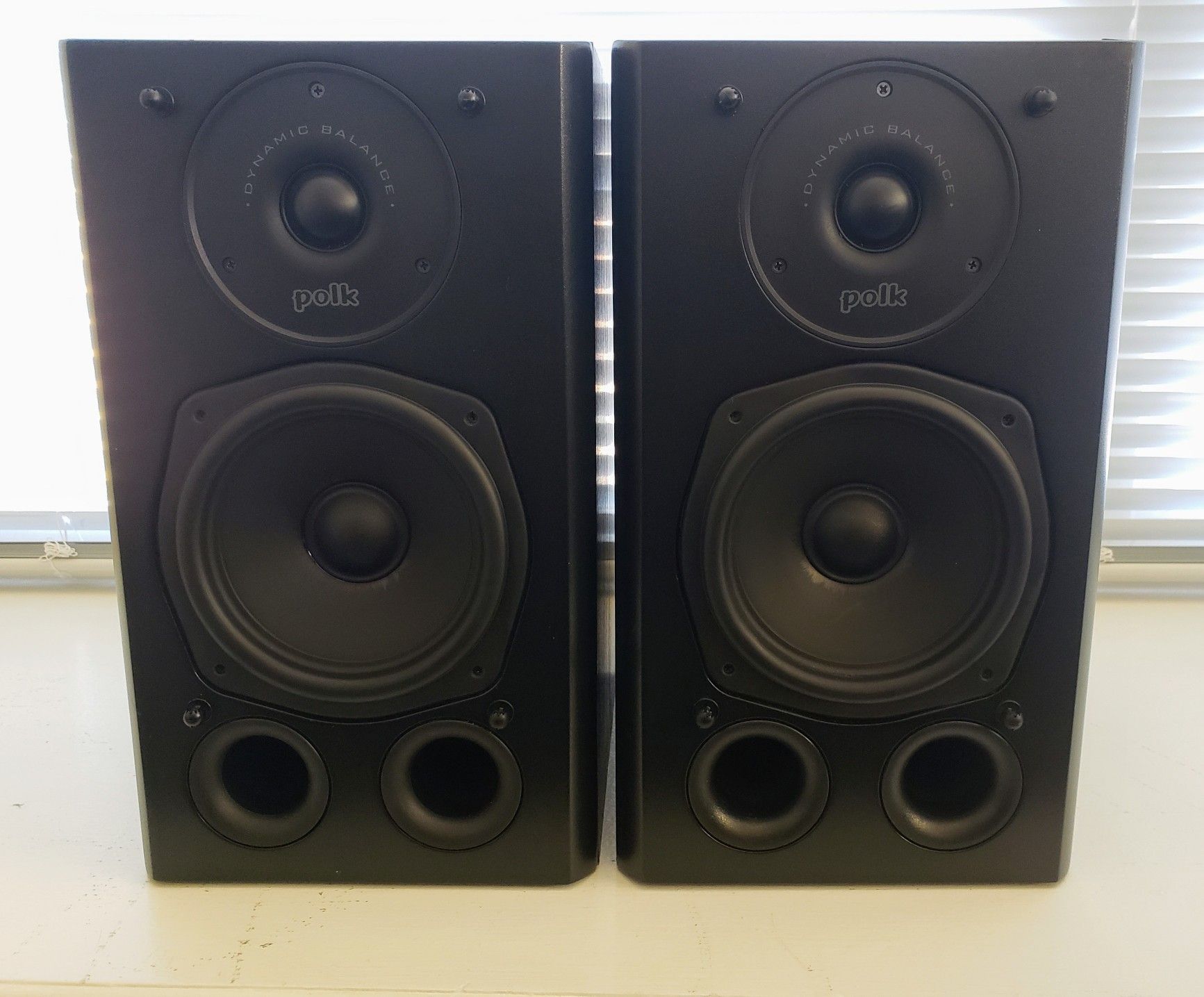 Polk Audio (RT3) Suround/Bookshelf Speakers