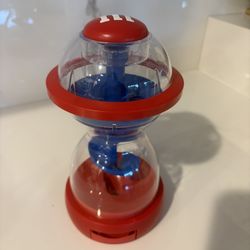 M&M’s World Fun Machine Candy Dispenser in excellent condition.  Purchased at the Las Vegas M&M’s World store in 2025. Currently sells online for $29.