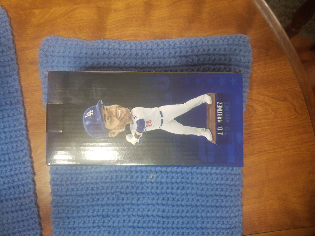FOCO Selling New Dodgers Bobblehead For J.D. Martinez Reaching 300