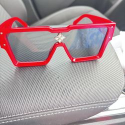 these are the best 1:1 designer glasses and depending on what glasses you want they could be more than $100