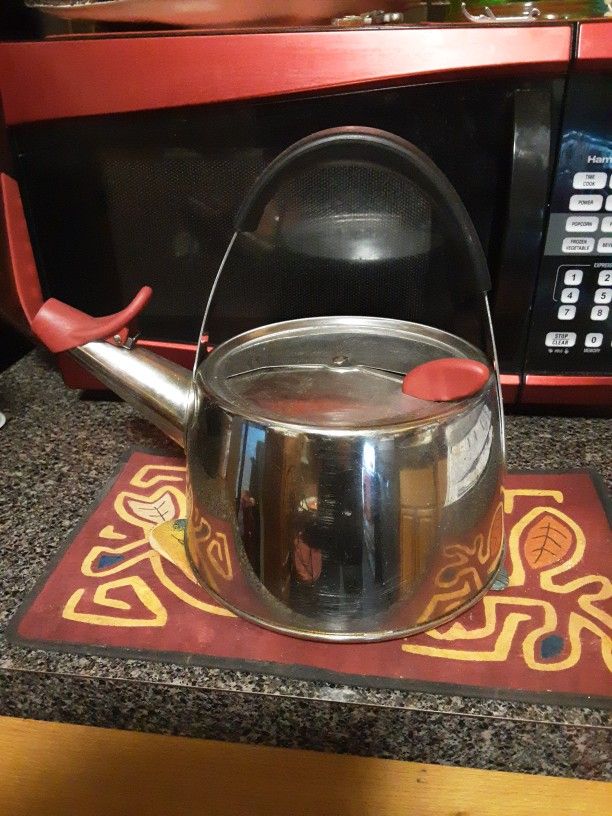 Michael Graves Classic Design Tea Kettle