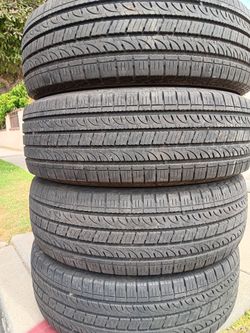 Vendo 4 Llantas Usadas 265 70 17 Yokohama
