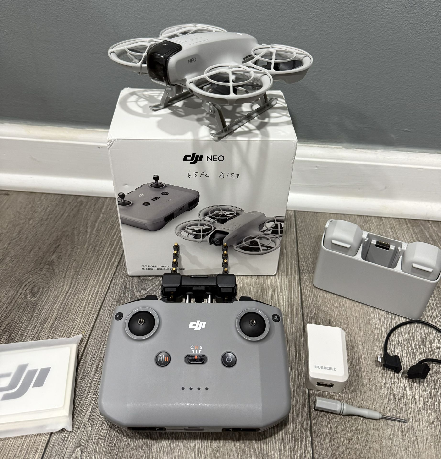 DJI NEO FLY MORE COMBO