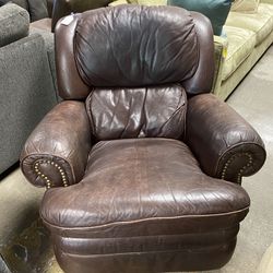 BARCALOUNGER Brown Leather Button Nail Recliner