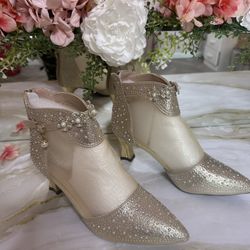 Classy, Low Heel Shoes