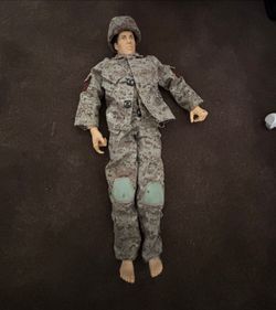 G.I JOE ACTION FIGURE