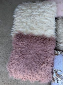 Decorative pillows/ almohadas