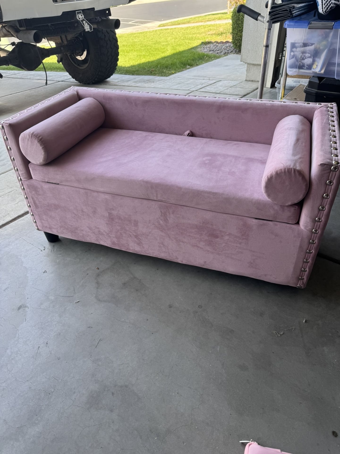 Pink Couch With Storage Compartment