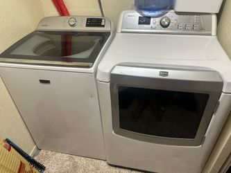Maytag white XL washer and dryer
