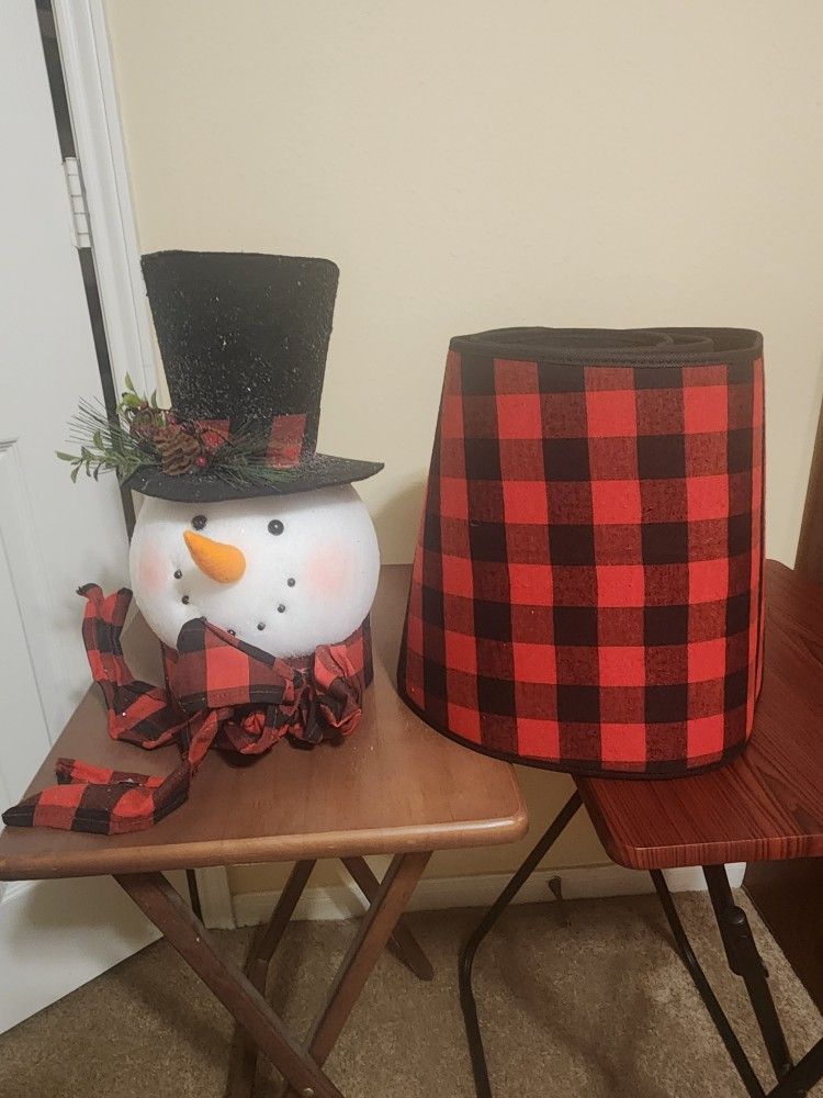 Tree Topper And Tree Skirt