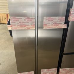 New Samsung - 28 cu. ft. Side-by-Side Smart Refrigerator with Large Capacity 