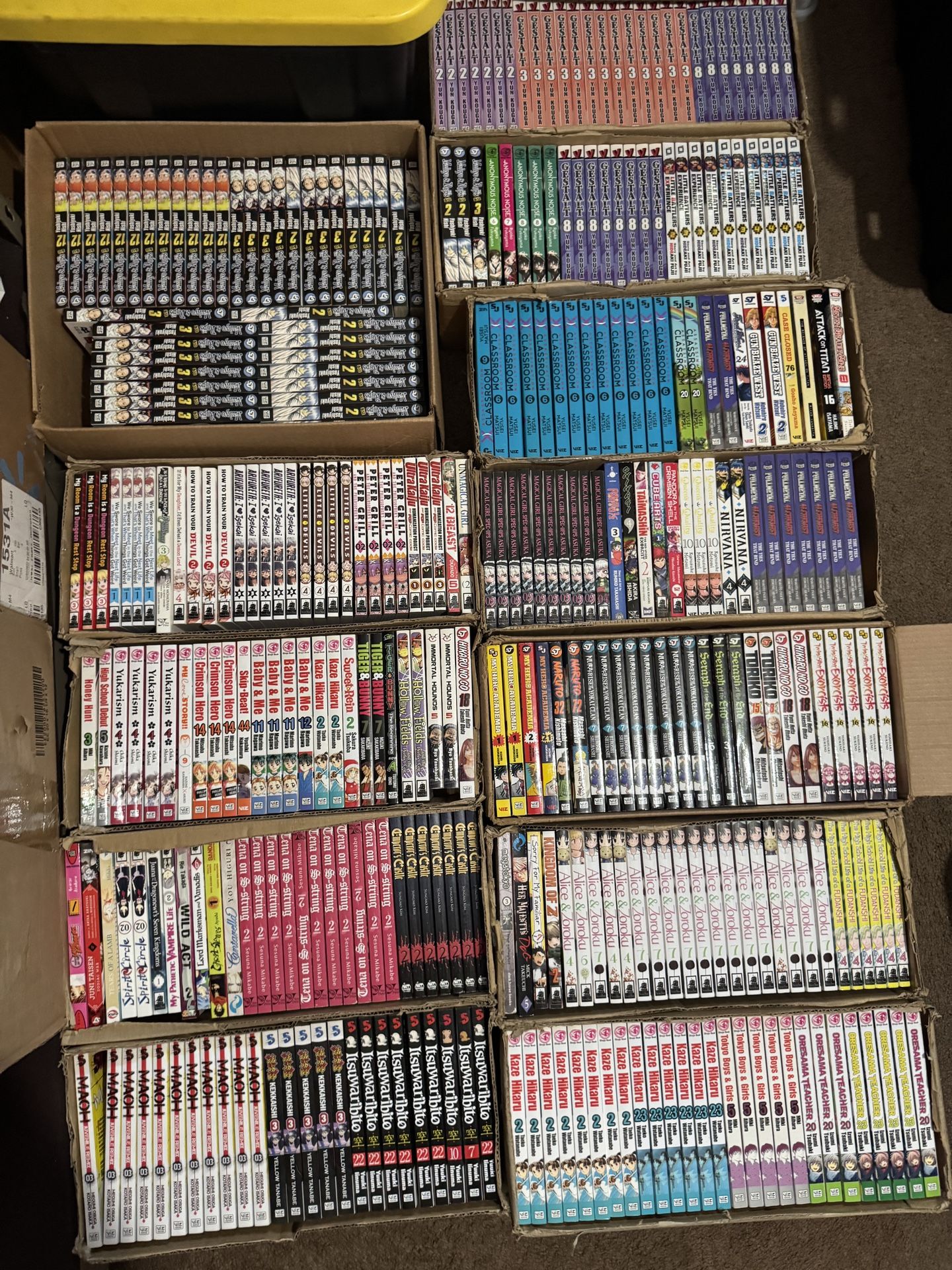 841 Volumes of mixed manga