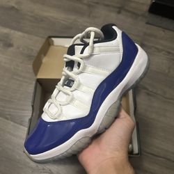 Jordan 11 White Concord 