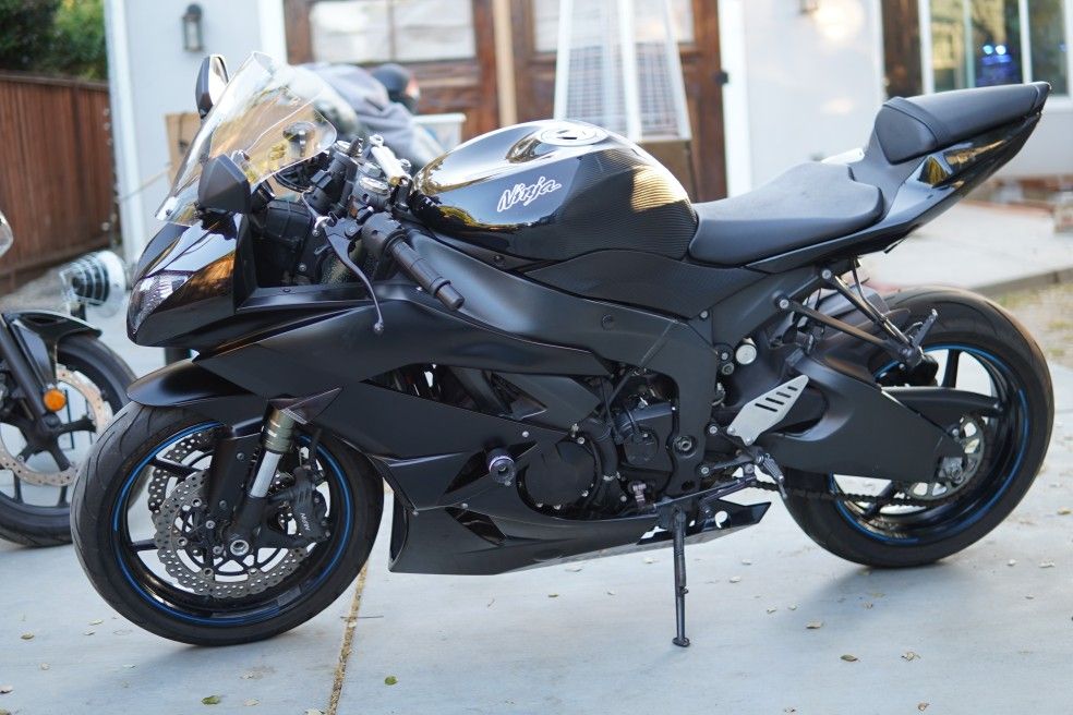 2012 kawasaki zx6r