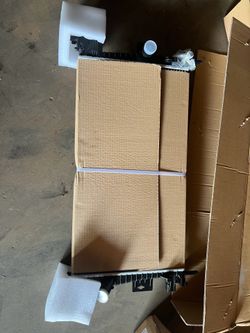 2012-2018 RADIATOR FORD FOCUS
