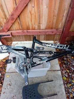 Yeti 303 Mountain Bike Frame
