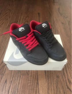 Nike SB Dunk Low Pro x Supreme Black