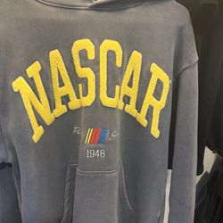 NASCAR Hoodie (size M)