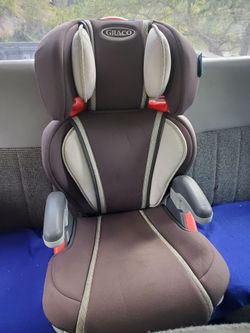 Two different graco toddler little kid seats
