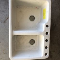 Sink 33 X 22