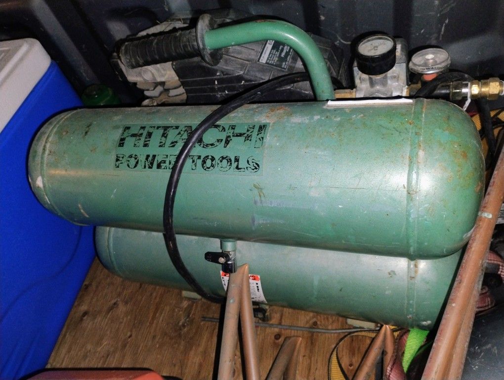 Hitachi Corded Air Compressor Hand Tool Air Line
