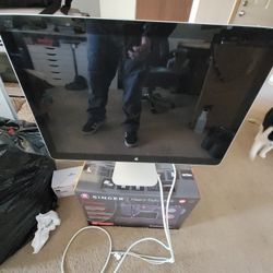 24" Apple Cinema Display (A1267)