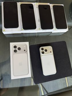 iPhone 17 Pro - Mint Condition with mint original box as new