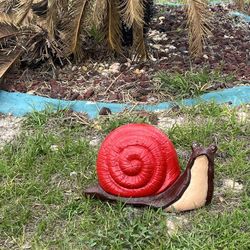 Large Solid Concrete Snail 