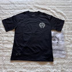 CH Tee GLOWS IN THE DARK | Medium 