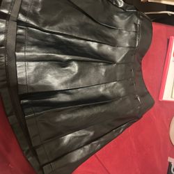 Very Cute Girls Pleated Faux Leather Size Small