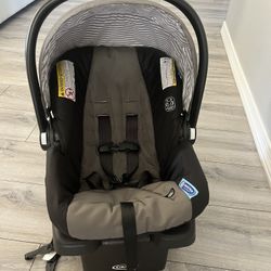 Graco Baby Car Seat 