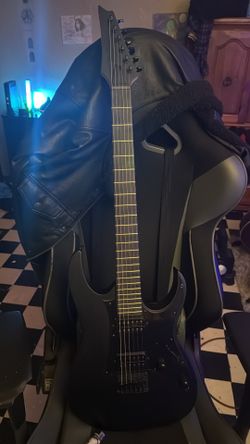 Guitar New