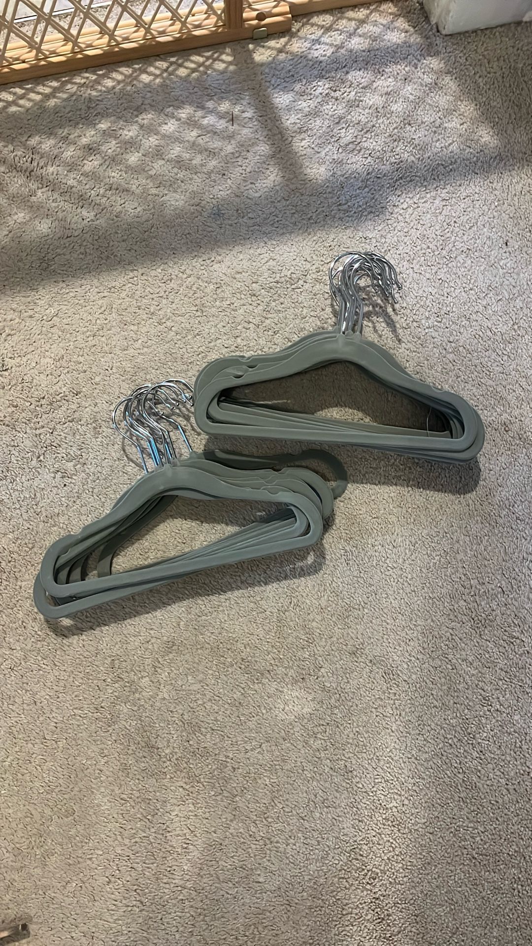 FREE children’s velvet hangers