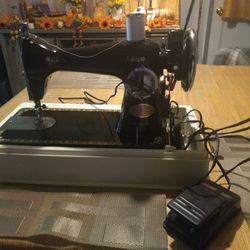 Black Sewing Machine 
