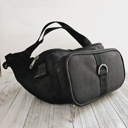 Black Cotton Canvas Multi-Pocket Zippered Travel Fanny Pack with Adjustable Waist Strap. Quality made!Pre-owned in excellent condition. No rips, stain