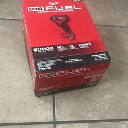 Milwaukee M18 fuel Surge new sealed Box