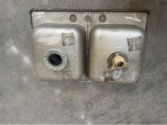 Double sink - kitchen