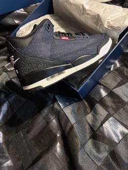 Jordan 3 x Levi’s. Size 9