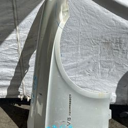 2007 Mercedes Benz Cls Right Fender 