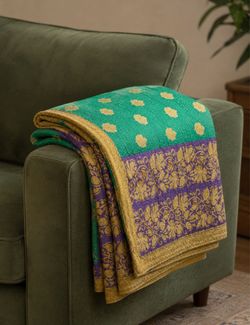 Kantha quilt blanket