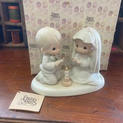 Precious Moments Bride And Groom With Box 