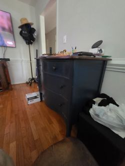 Dresser