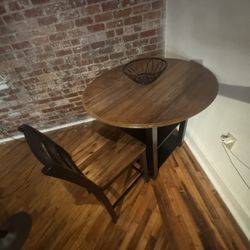 Dining Table/ With 2 chairs