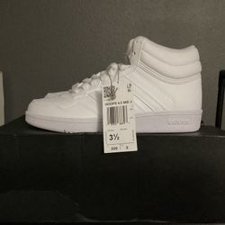 Adidas Hoops 4.0 Size 3.5 