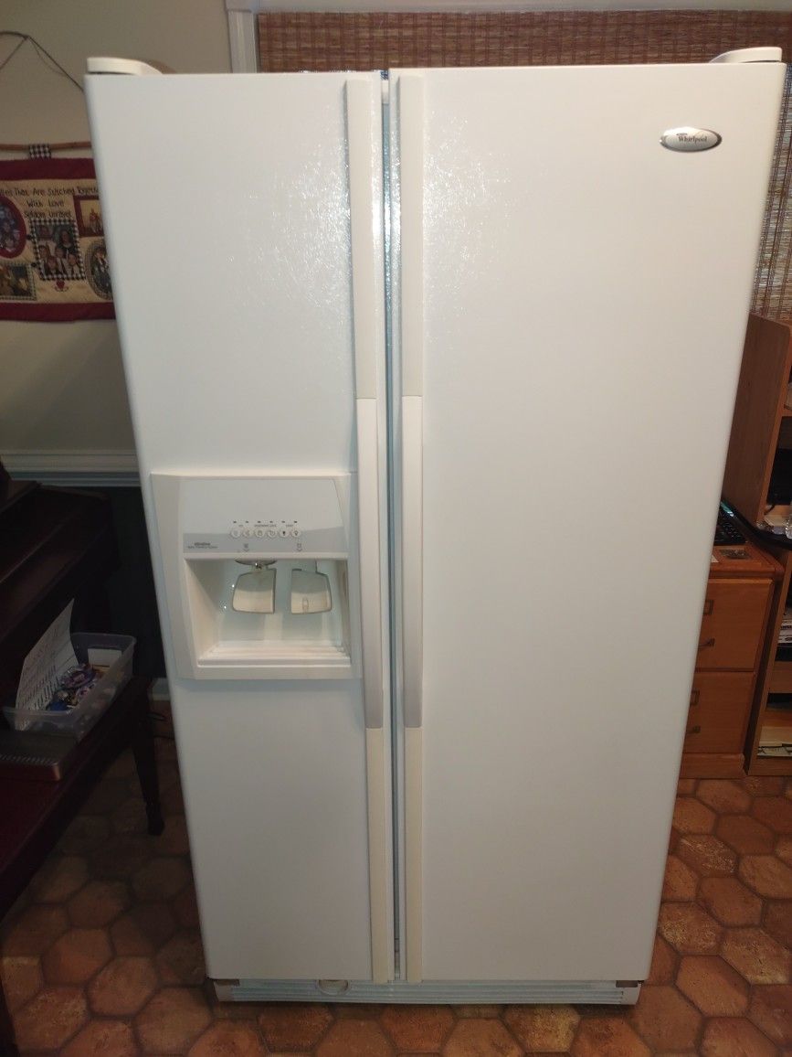 Fridge, Microwave, & Range