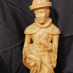 vintage Asian man figurine resin lamp stands at 34 inches tall and is intricately handcrafted